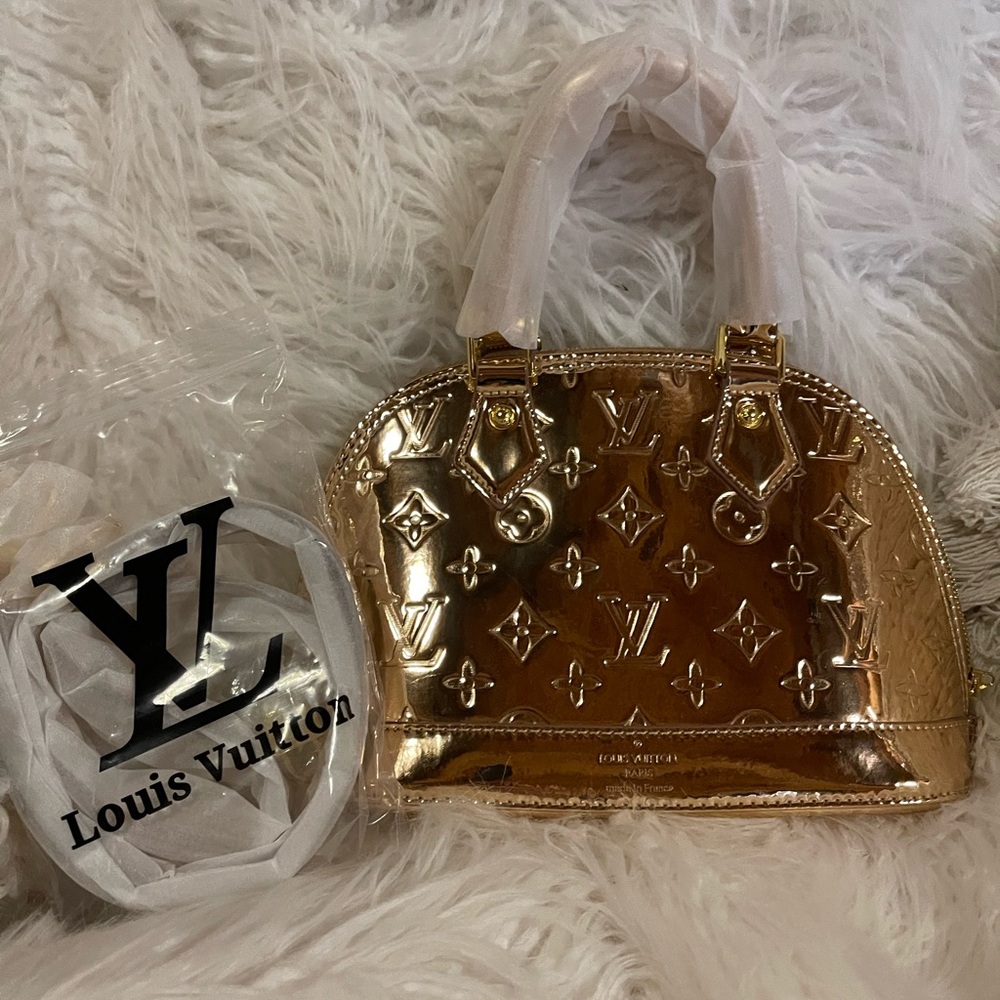 Louis Vuitton Copper Gold Women's Bag - Picture 3 of 8